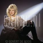 01-04-1988 Anita Meijer at studio in Amsterdam.

[keywords]Posed, Eyecontact, Smiling, Singer[/keywords]